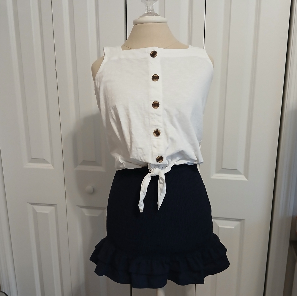 LIKE NEW 4SI3NNA Lea Smocked Peplum Ruffled Mini Skirt Navy Blue Small